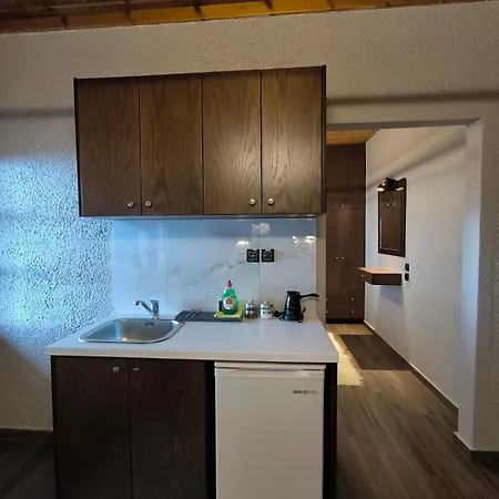 Enastron Bed & Breakfast 4*