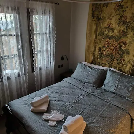 Enastron ベッド・アンド・ブレックファスト パライオス・パンテレイモン