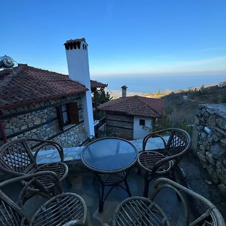 Enastron ベッド・アンド・ブレックファスト パライオス・パンテレイモン