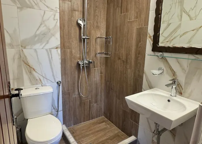 Enastron 4* Παλαιός Παντελεήμων